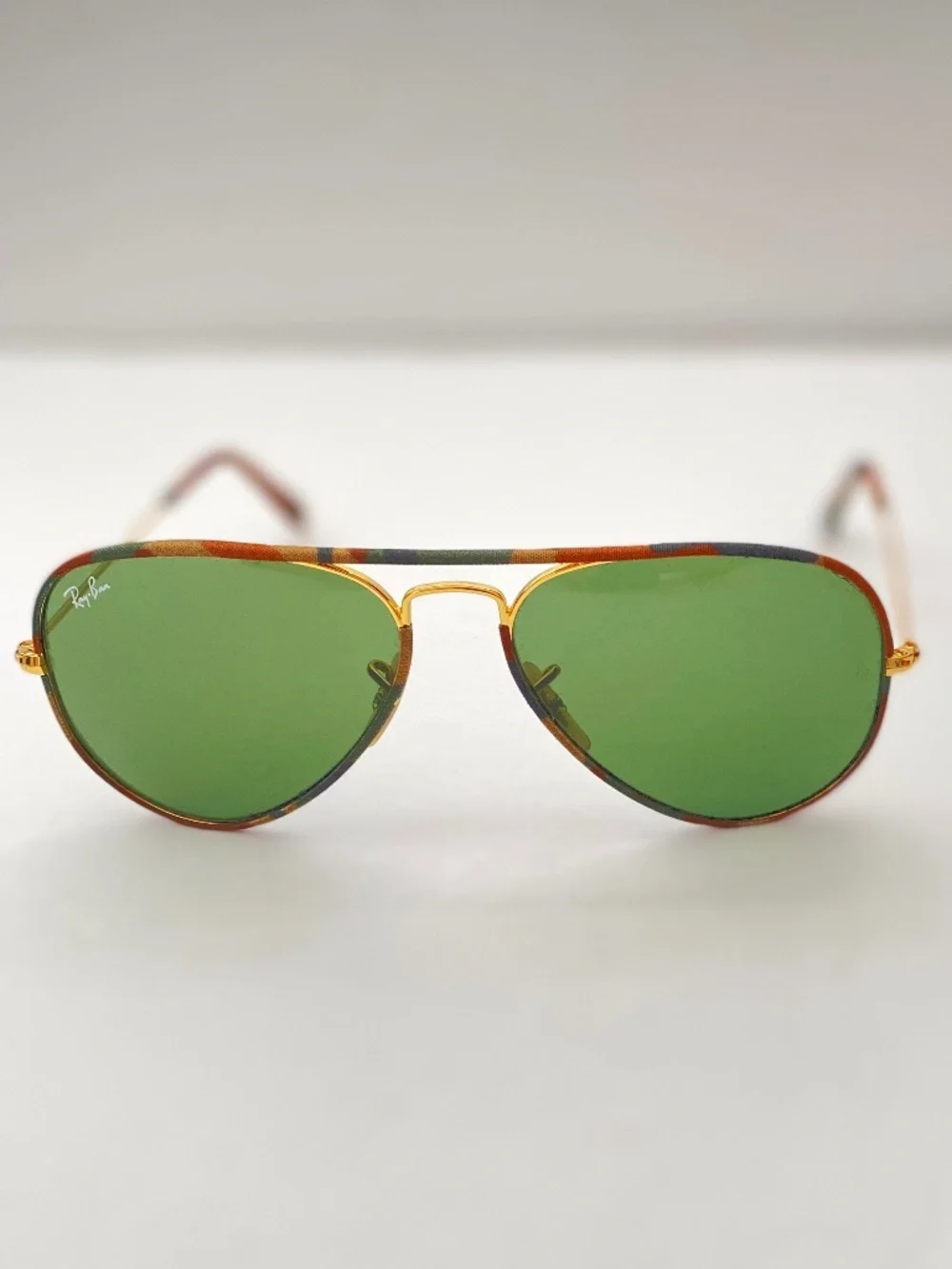 New Rare Authentic Ray-Ban Aviator Sunglasses